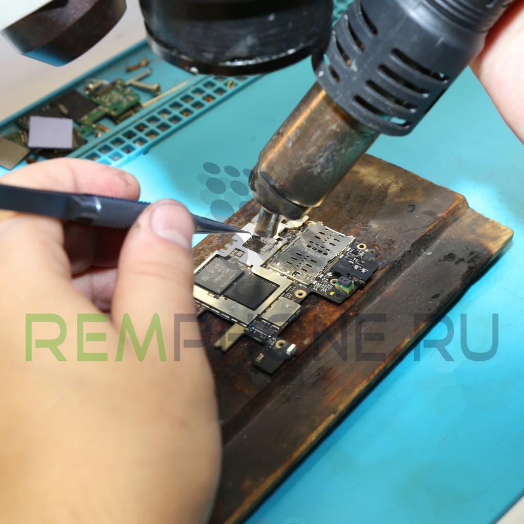 Демонтаж контроллера питания Redmi Note 6 Pro