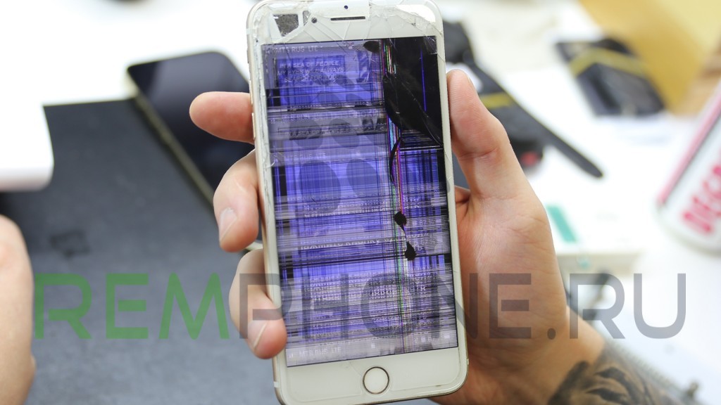 iPhone 7 Plus разбит дисплей